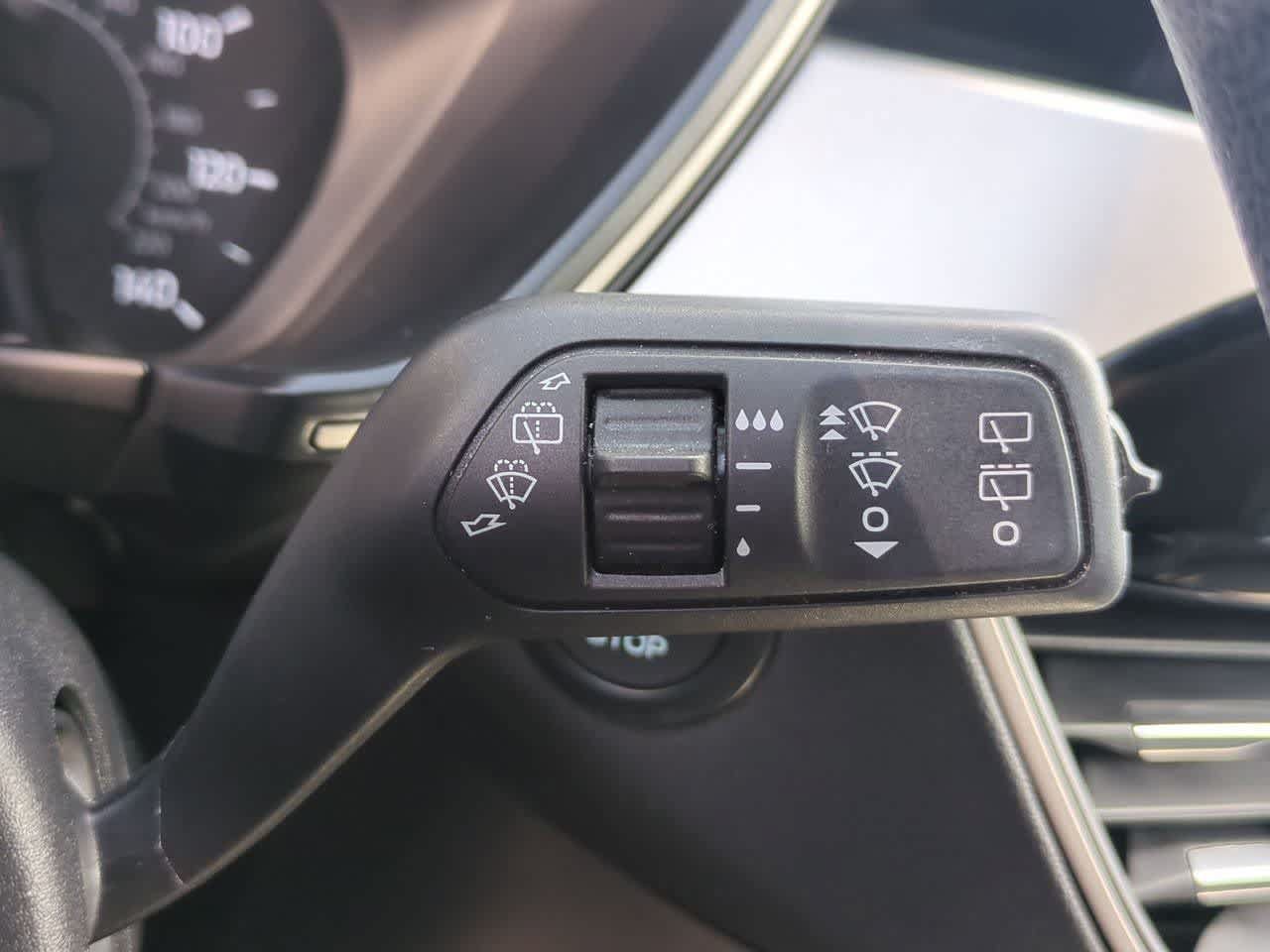 Used 2020 Ford Escape SE AWD/4WD image 24