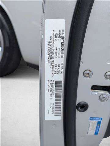 Used 2012 Dodge Challenger R/T w/ Electronics Convenience Group RWD image 23