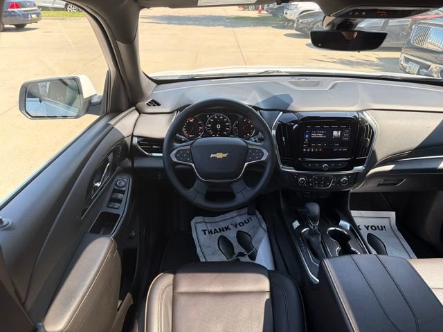 Used 2024 Chevrolet Traverse High Country AWD/4WD image 19