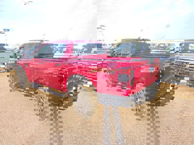 New 2025 Ford Ranger XLT w/ FX4 Off-Road Package image 3