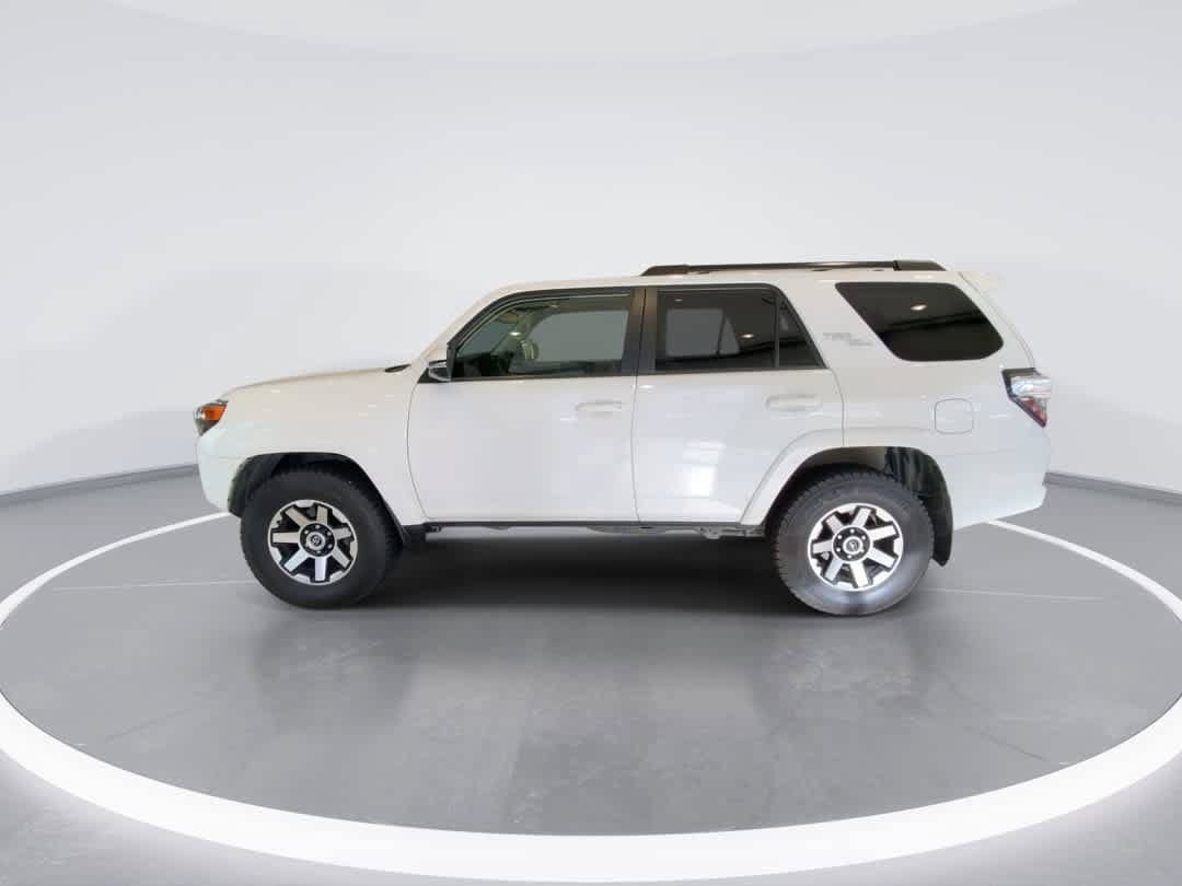 Certified 2021 Toyota 4Runner TRD Off-Road Premium w/ Moonroof Package AWD/4WD image 5