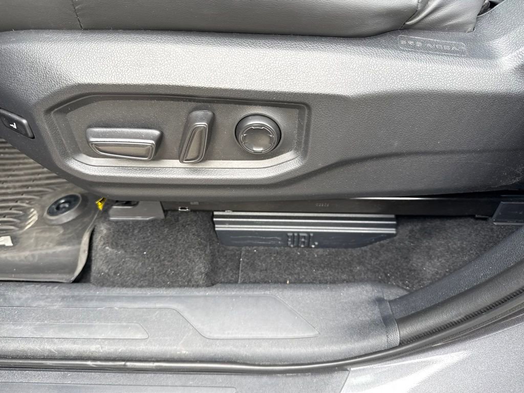Used 2024 Toyota Sequoia Platinum AWD/4WD image 14