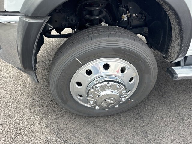 New 2024 RAM 5500 Tradesman w/ Chrome Appearance Group image 6