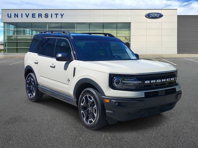 Used 2024 Ford Bronco Sport Outer Banks w/ Tech Package AWD/4WD image 1