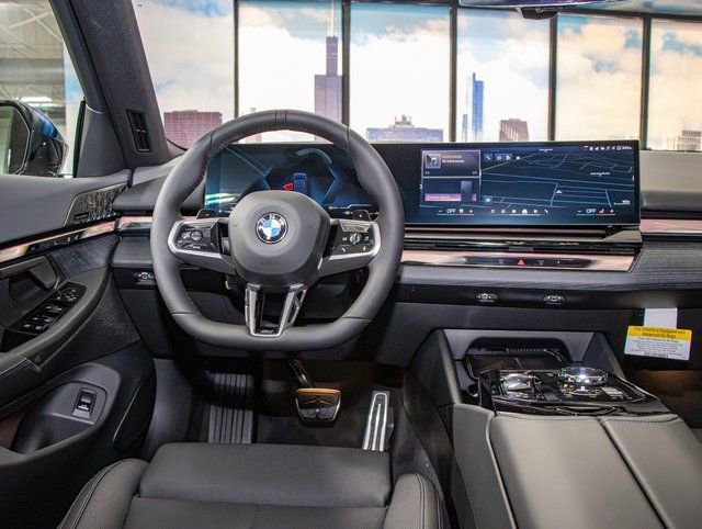 Used 2026 BMW 540i xDrive w/ Executive Package image 16