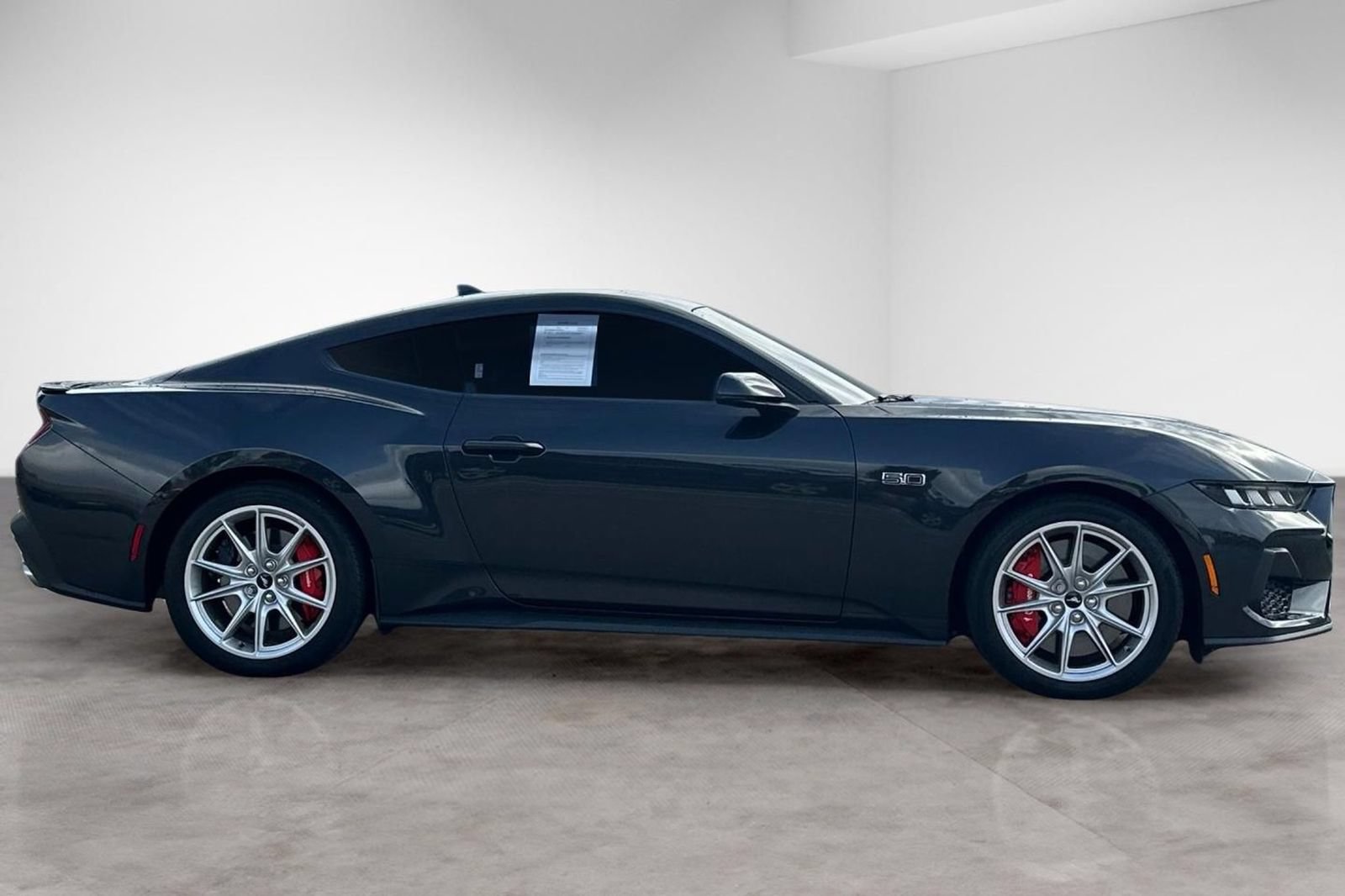 Used 2024 Ford Mustang GT Premium RWD image 7
