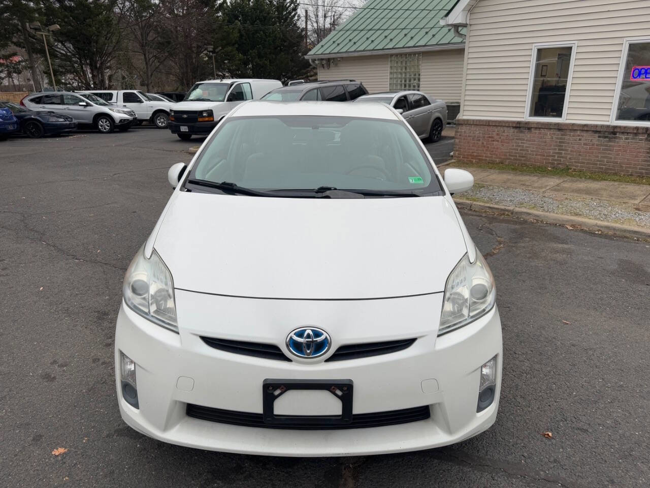 Used 2010 Toyota Prius Two image 2