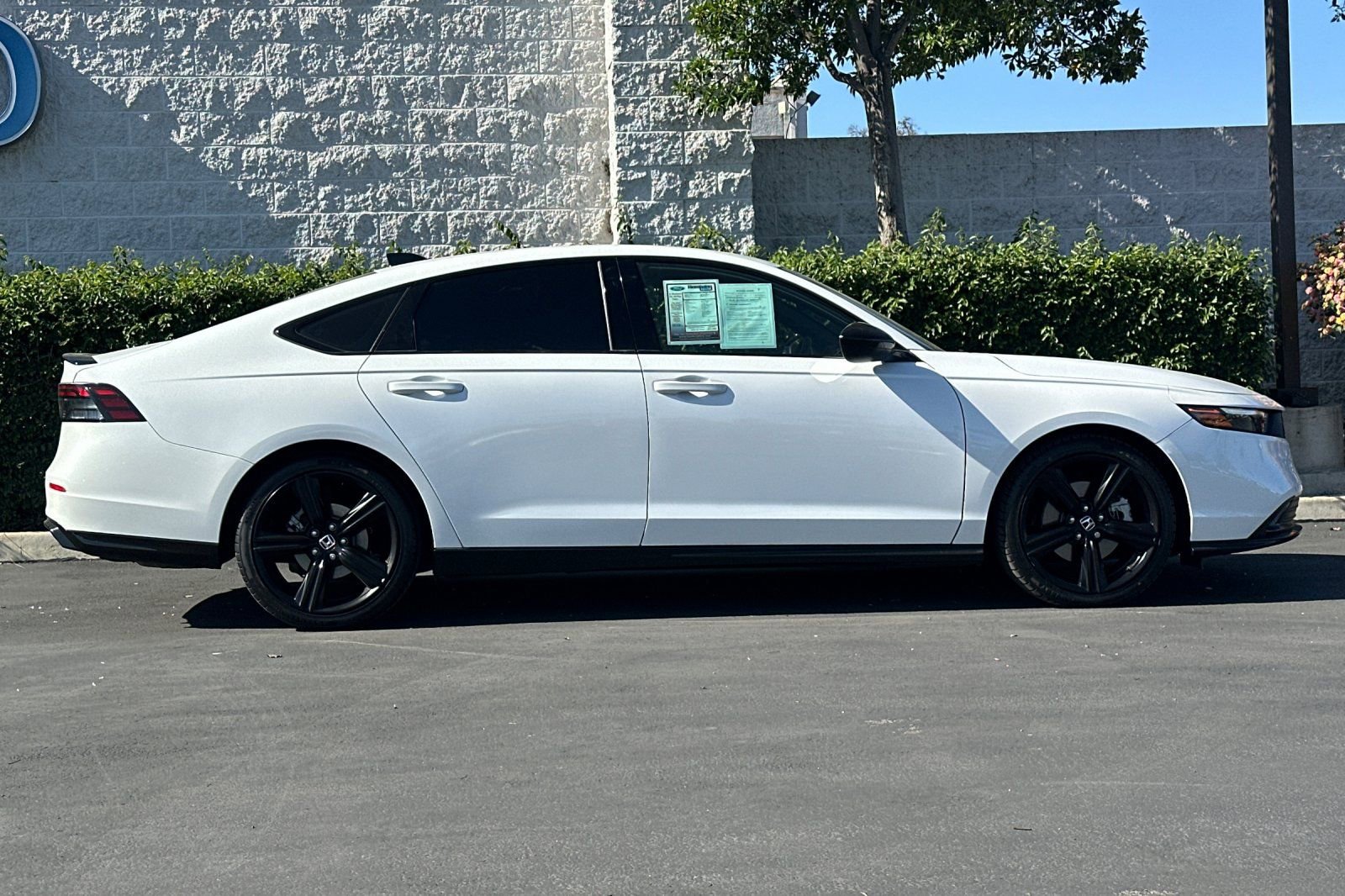 Used 2023 Honda Accord Sport video 3