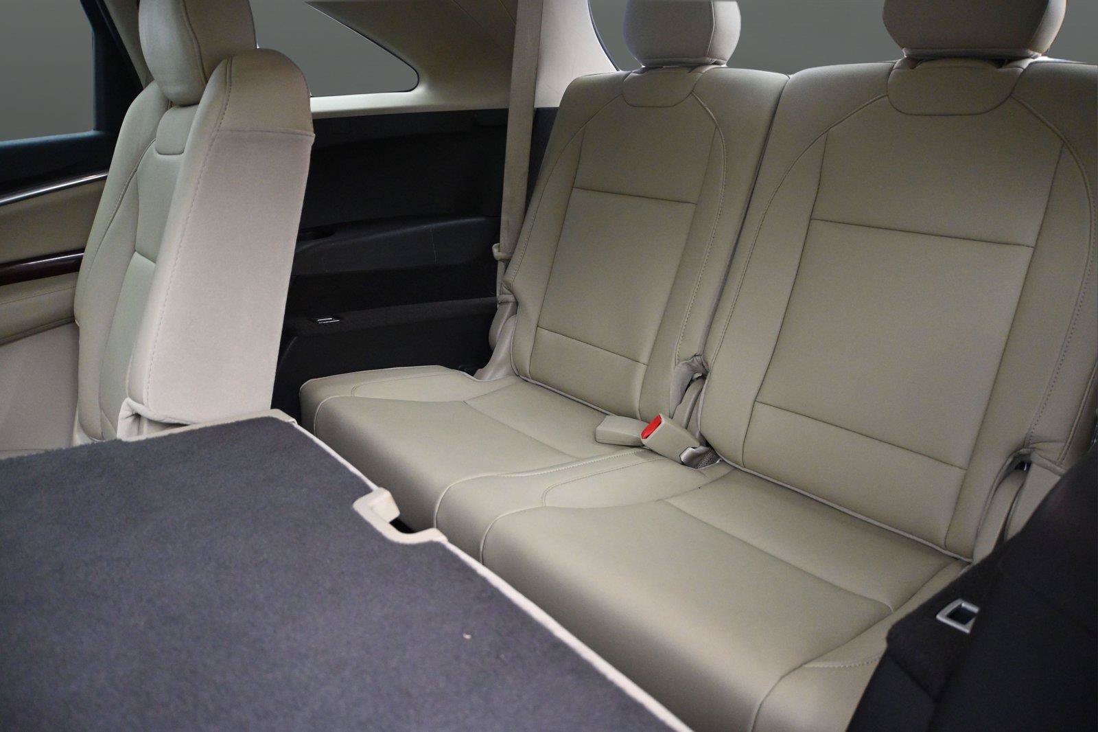 Used 2015 Acura MDX w/ Technology Package AWD/4WD image 13