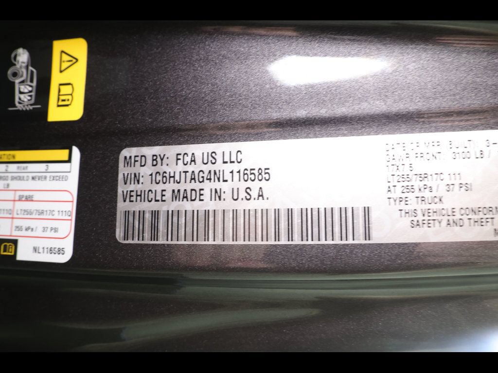 Used 2022 Jeep Gladiator Sport AWD/4WD image 22