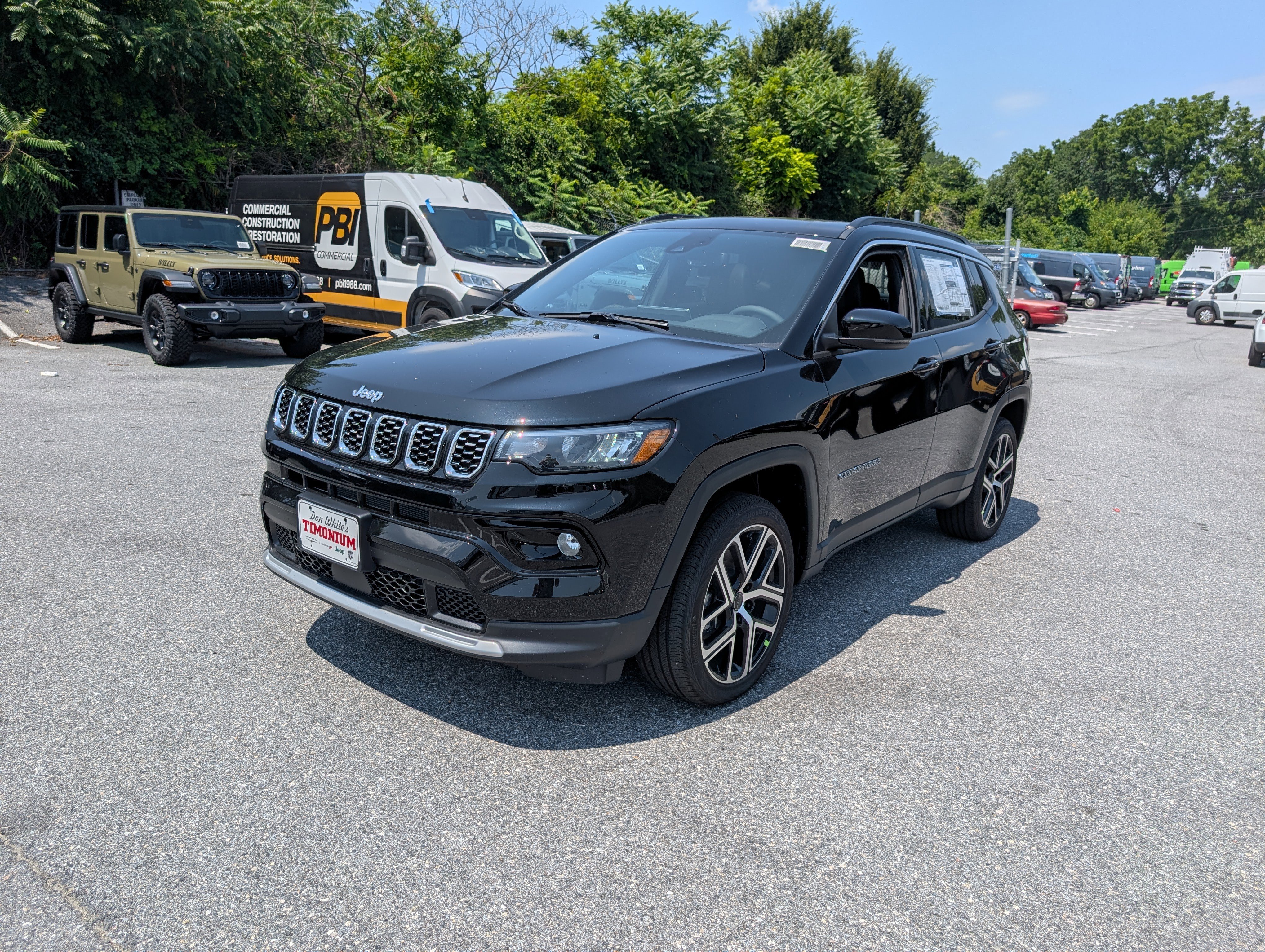 New 2025 Jeep Compass Limited w/ Sun and Sound Group