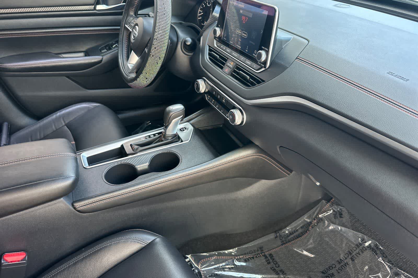 Certified 2022 Nissan Altima 2.5 SR FWD image 17