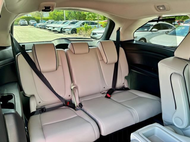 New 2027 Honda Odyssey Touring image 11