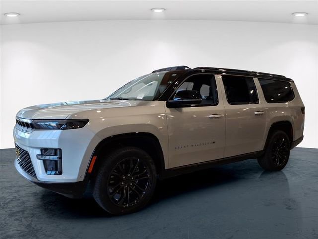 New 2026 Jeep Grand Wagoneer L Summit w/ Premium Group III video 2