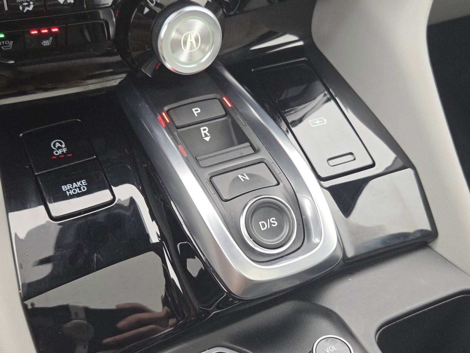 Used 2024 Acura MDX w/ Technology Package image 32