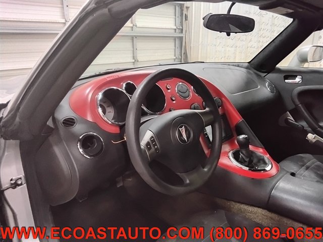 Used 2006 Pontiac Solstice Convertible w/ Convenience Package RWD image 12