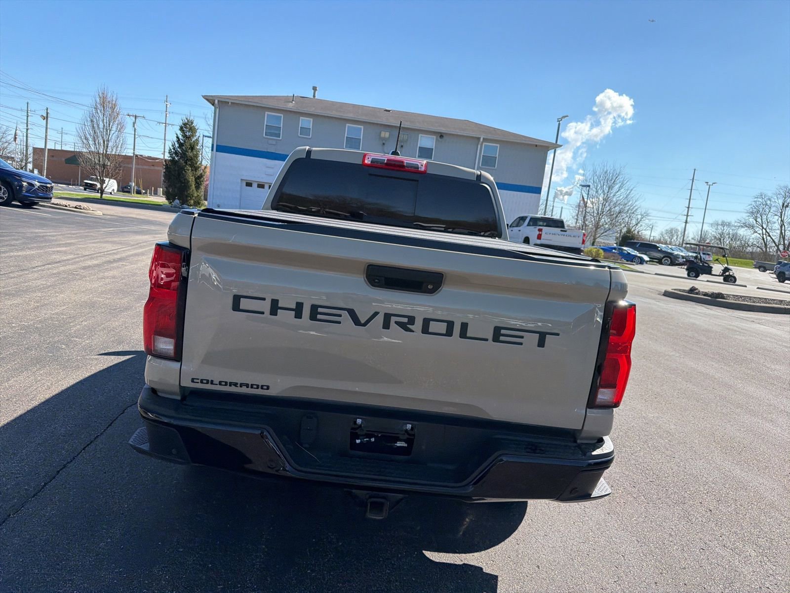 Used 2024 Chevrolet Colorado Z71 w/ LPO, Dark Essentials Package image 4