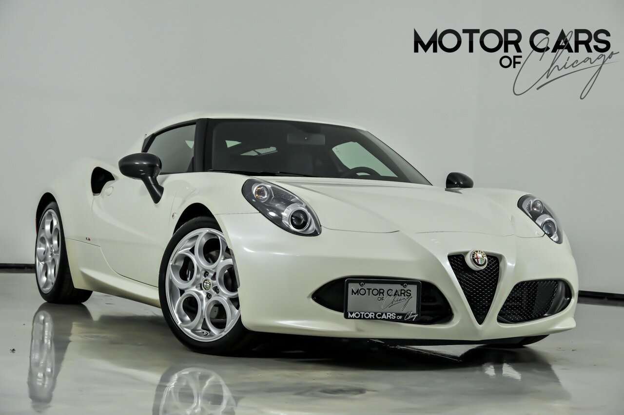 Used 2016 Alfa Romeo 4C Coupe w/ Coupe Track Package 1 RWD image 1
