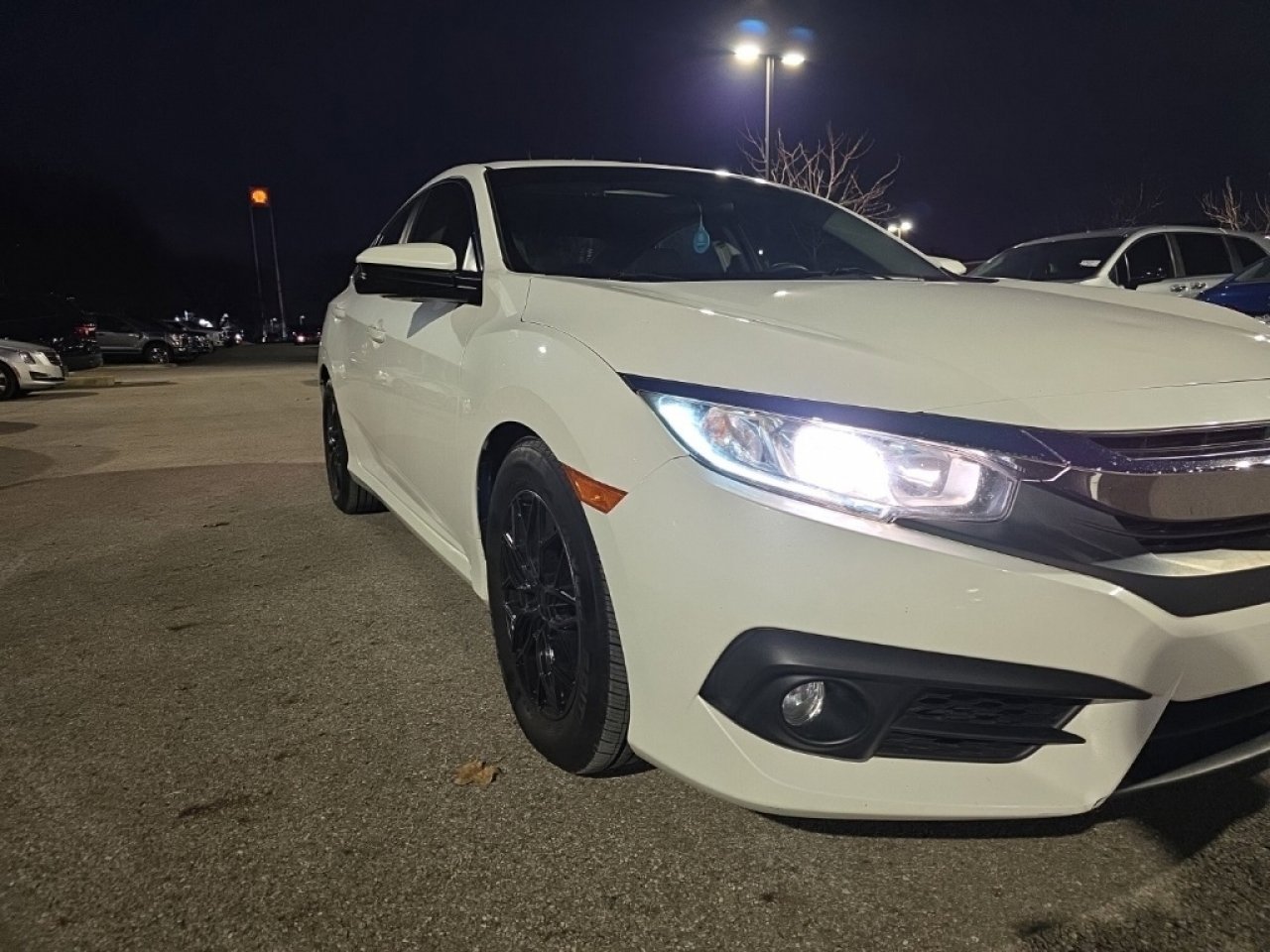 Used 2017 Honda Civic EX-T image 10