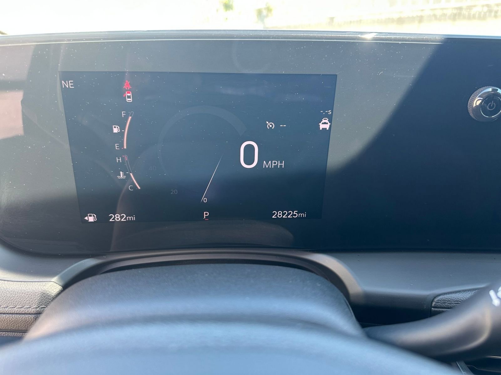 Used 2025 Buick Encore GX Preferred image 39