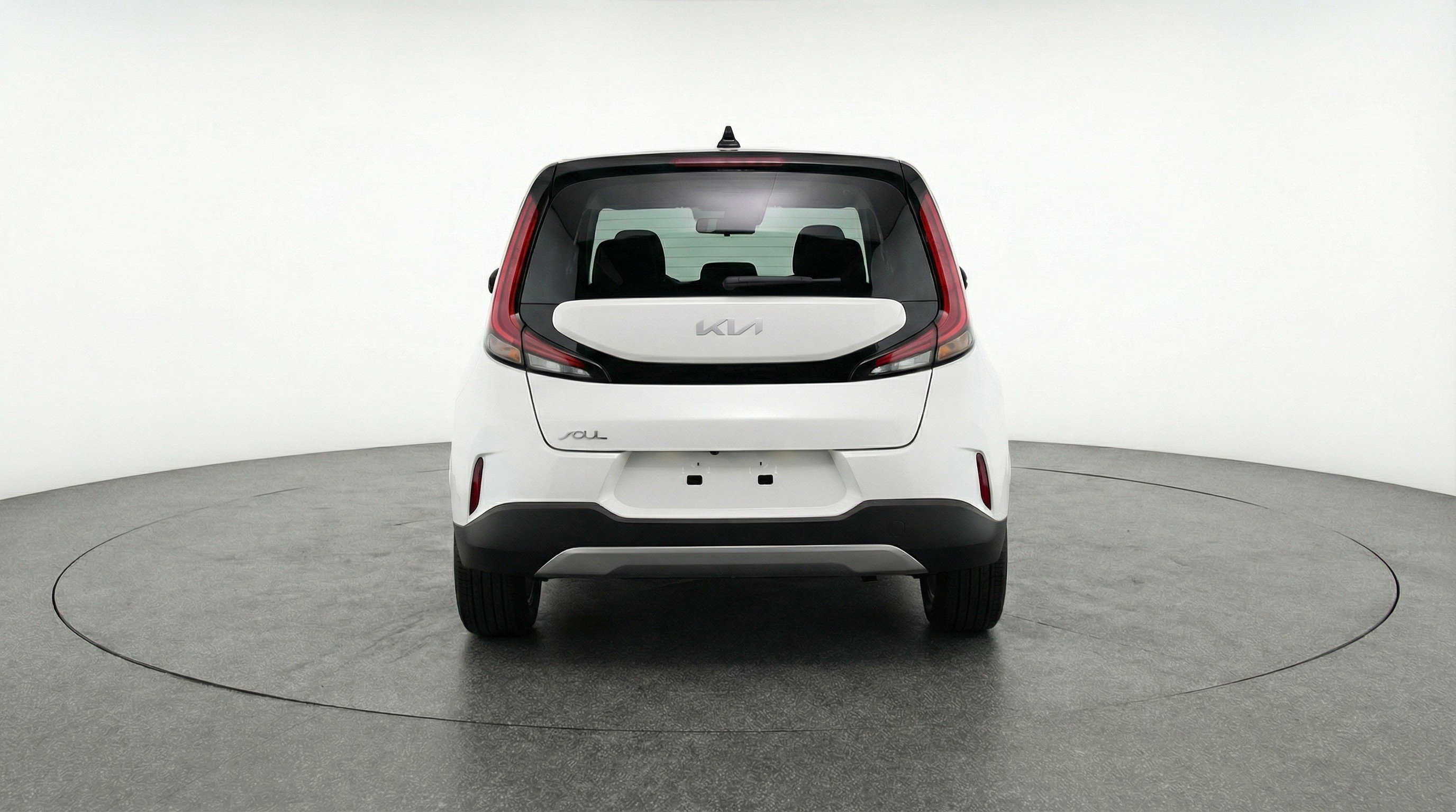 Used 2025 Kia Soul LX w/ LX Technology Package FWD image 7