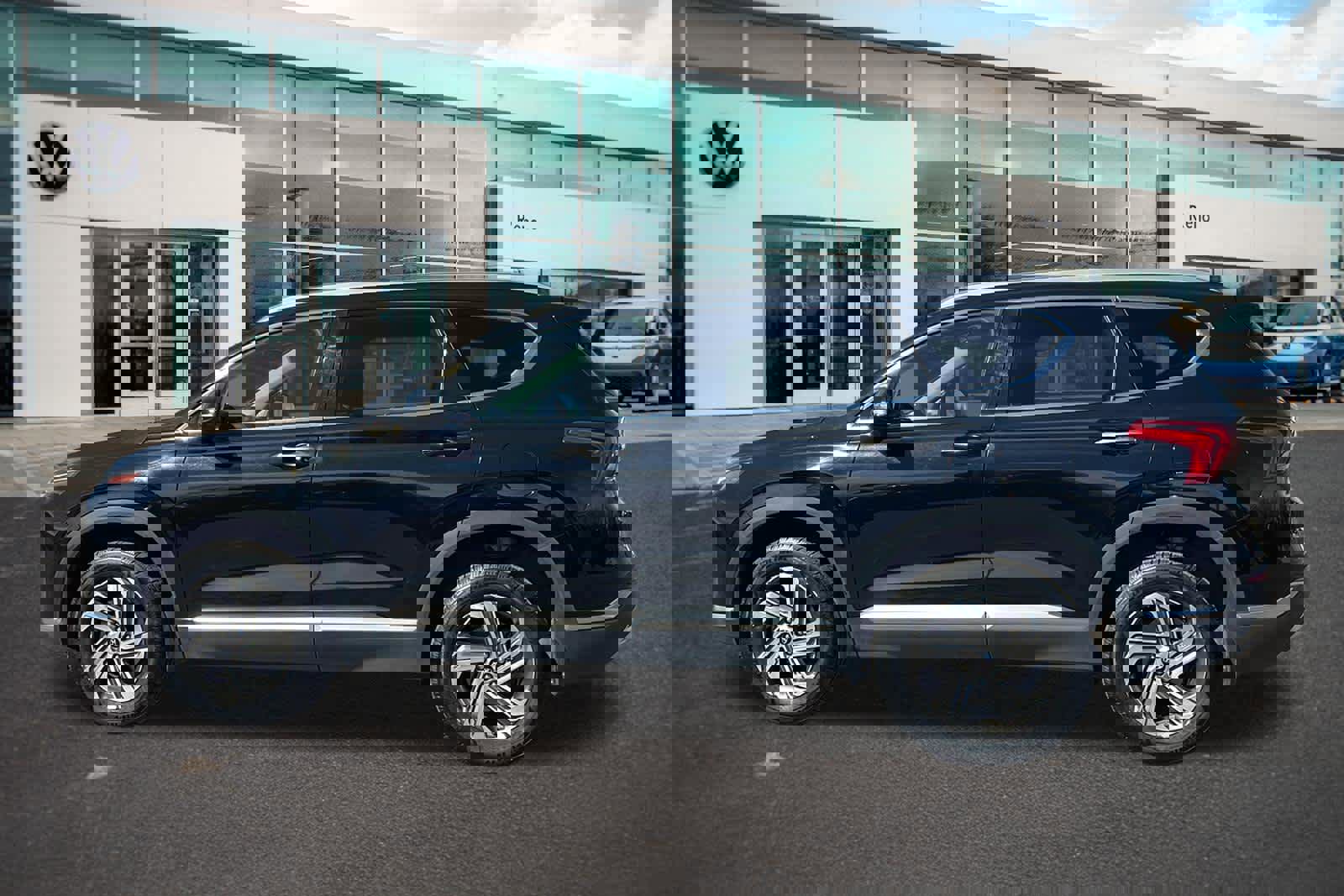 Used 2021 Hyundai Santa Fe SEL w/ Convenience + Premium Package image 8