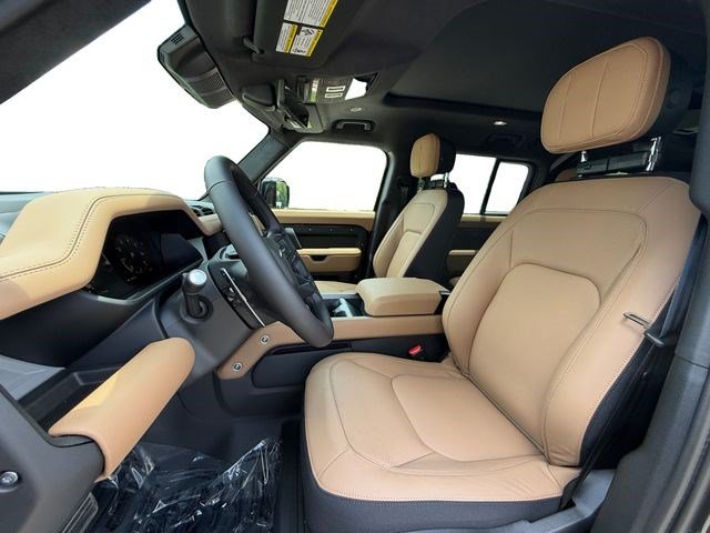 New 2026 Land Rover Defender 130 V8 AWD/4WD image 10