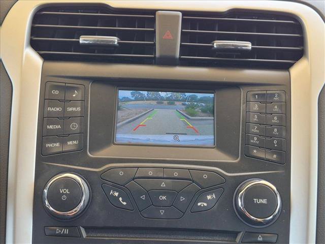 Used 2015 Ford Fusion SE FWD image 14