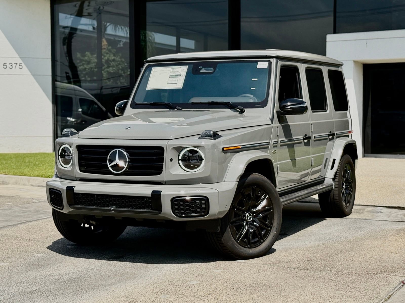 New 2025 Mercedes-Benz G 580 w/ EQ Technology image 2