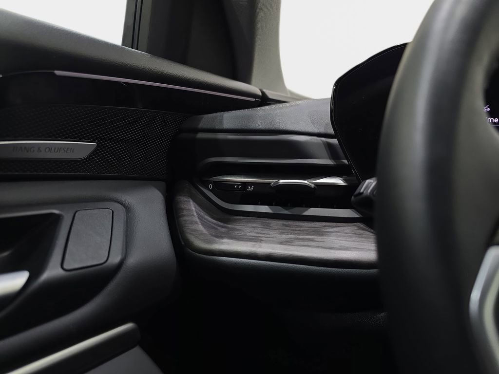 Used 2025 Audi Q5 Premium Plus w/ Premium Plus image 26