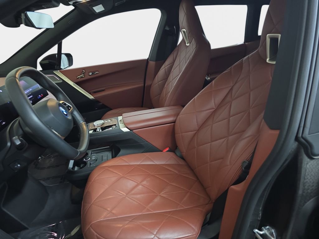 Certified 2023 BMW iX xDrive50 w/ Premium Package image 18