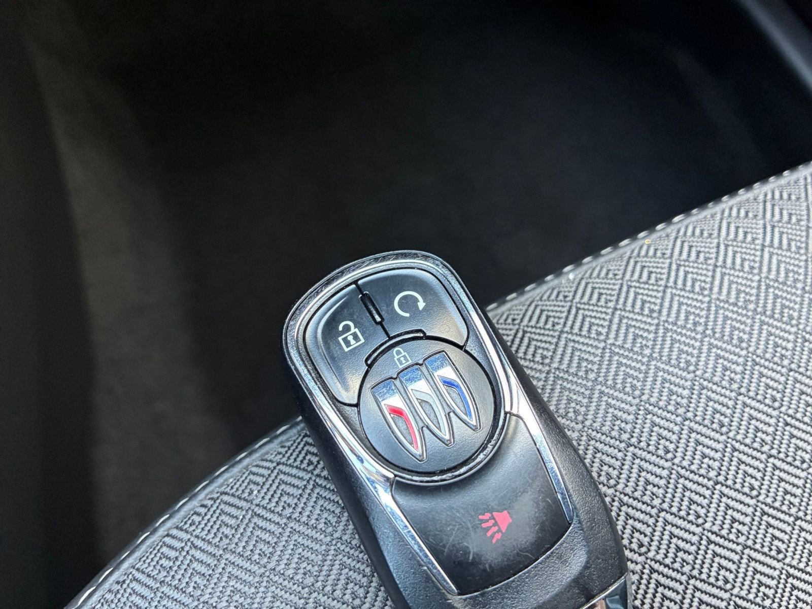 Used 2025 Buick Encore GX Preferred image 23