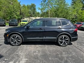 Used 2024 Volkswagen Tiguan SEL R-Line AWD/4WD image 8