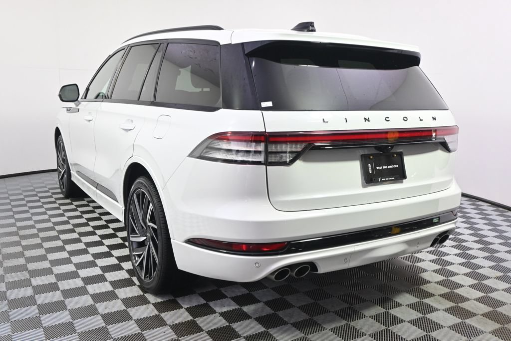 New 2026 Lincoln Aviator Black Label w/ Jet Appearance Package AWD/4WD image 4