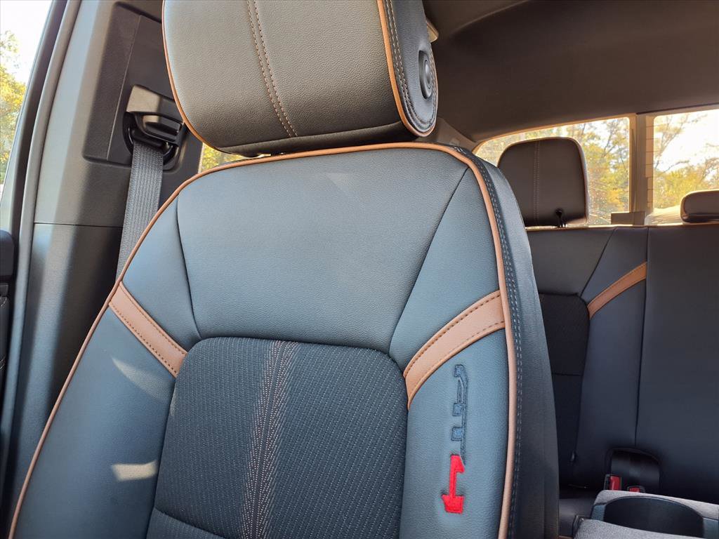 New 2026 GMC Canyon AT4 image 15