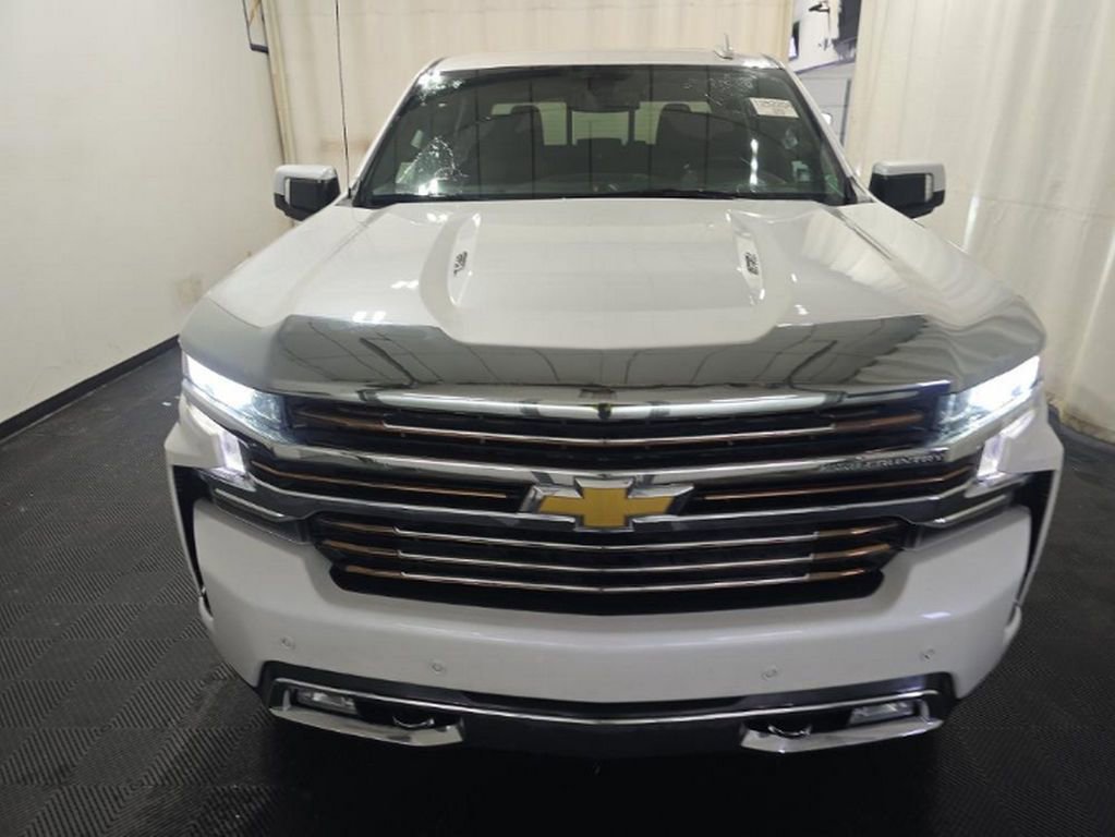 Used 2021 Chevrolet Silverado 1500 High Country AWD/4WD image 3