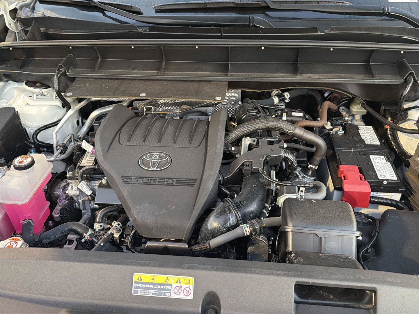 Used 2023 Toyota Highlander XLE FWD image 36
