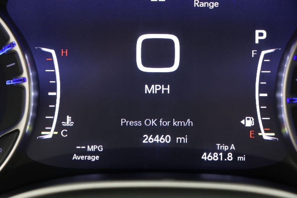 Used 2025 Chrysler Pacifica Select FWD image 17