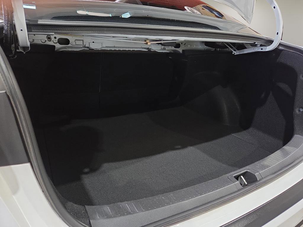 Certified 2025 Toyota Corolla SE w/ SE Premium Package image 13
