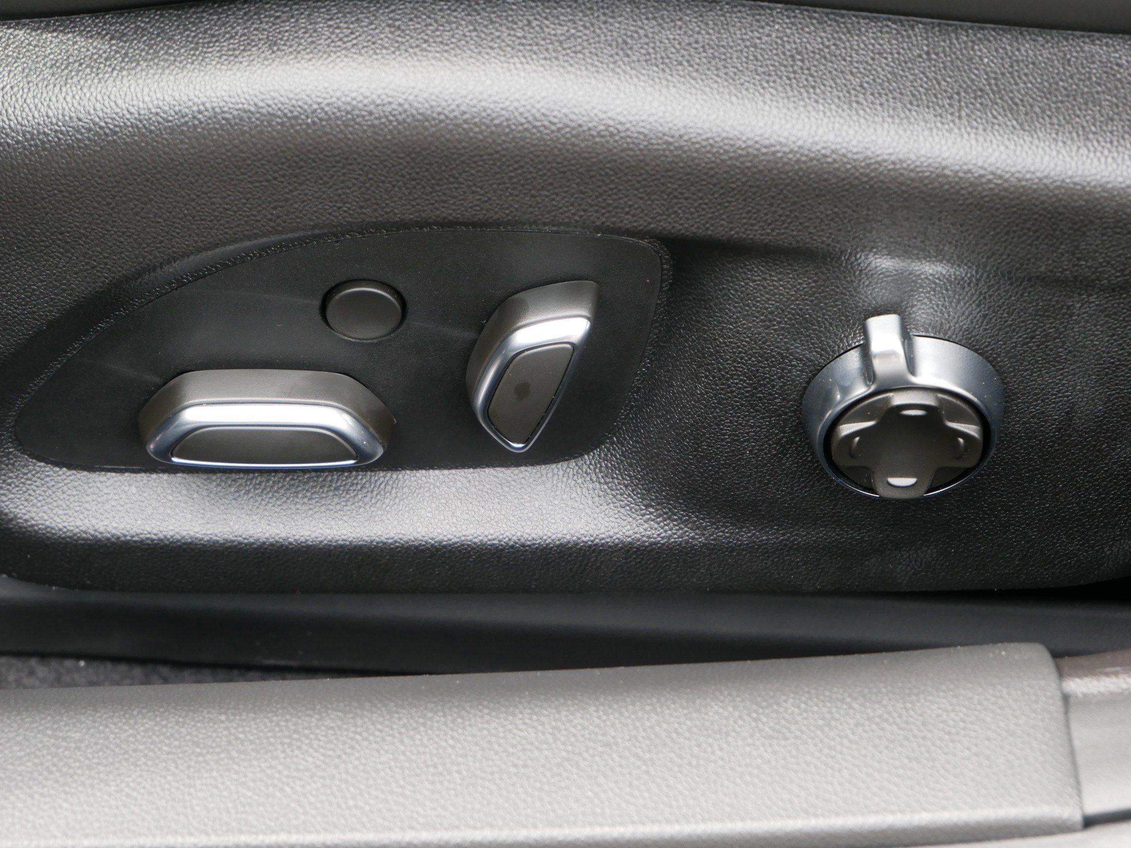 New 2026 Cadillac CT4 Sport image 17