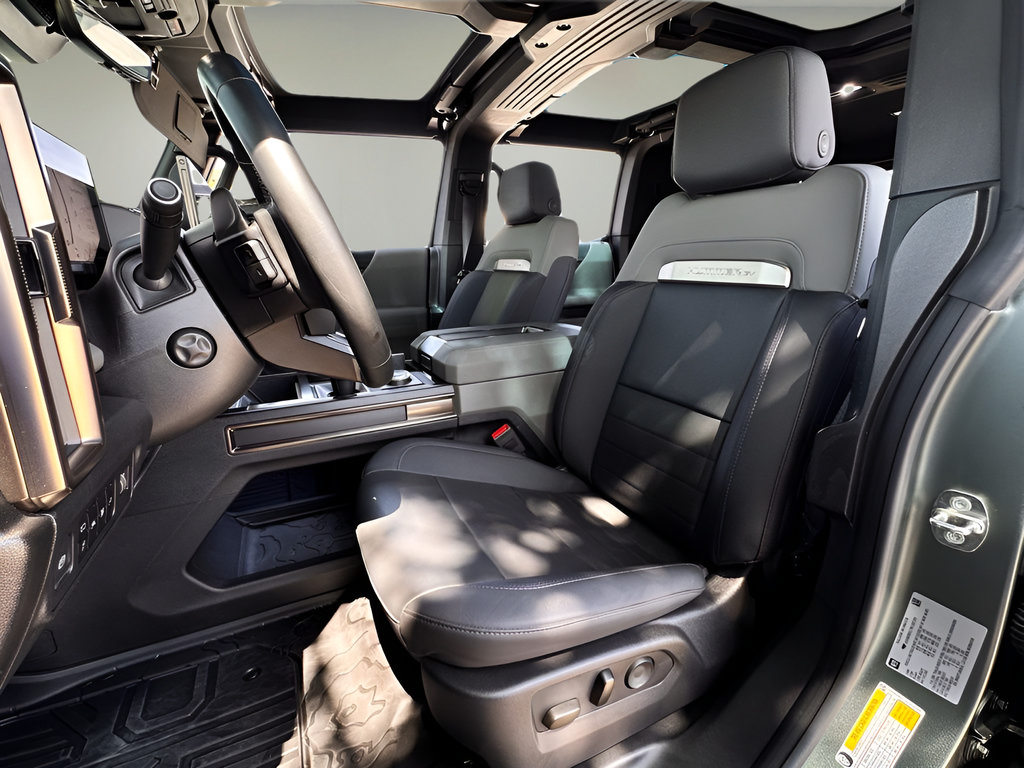 Used 2024 GMC Hummer EV 3X w/ LPO, Illumination Package AWD/4WD image 8