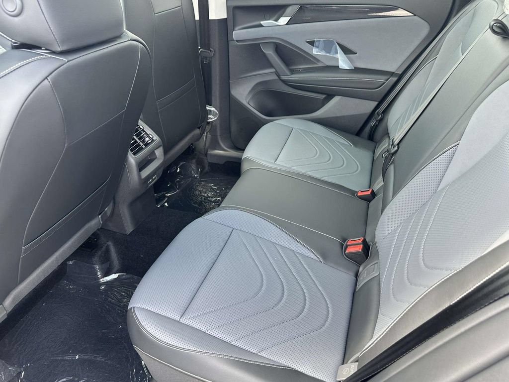 New 2026 Volkswagen Tiguan SE AWD/4WD image 8