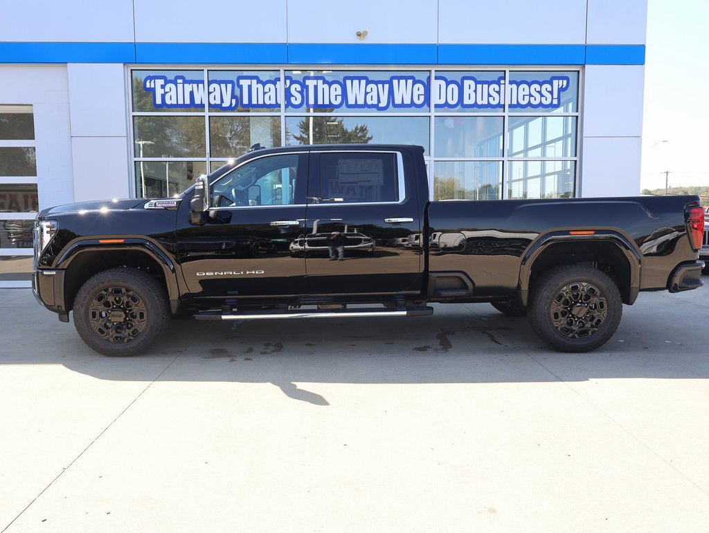 New 2026 GMC Sierra 3500 Denali w/ Denali Reserve Package image 7