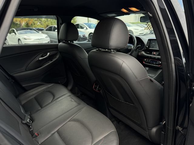 Used 2018 Hyundai Elantra GT Sport FWD image 20