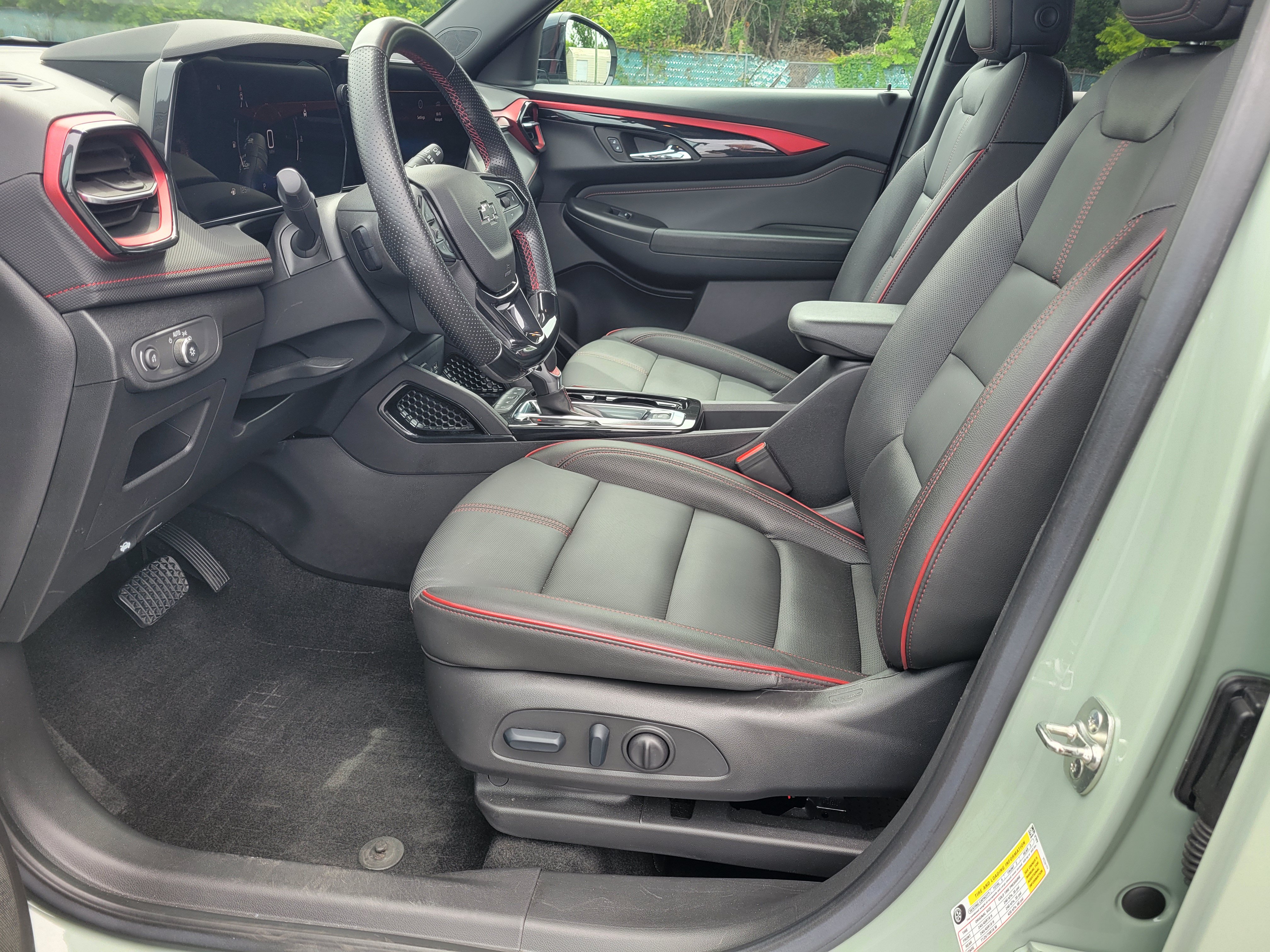 Certified 2024 Chevrolet TrailBlazer RS w/ Driver Confidence Package FWD image 29