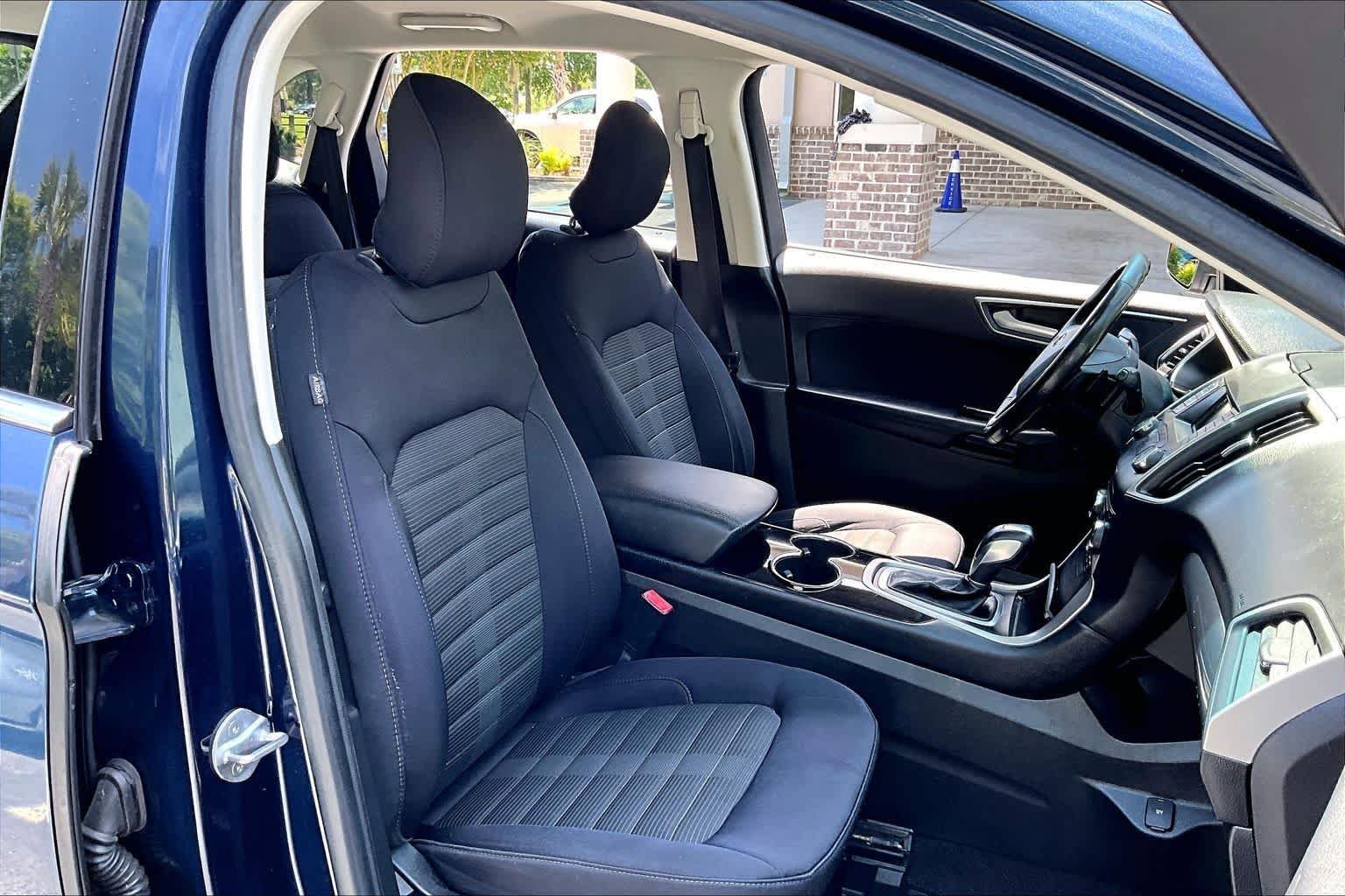 Used 2017 Ford Edge SEL AWD/4WD image 9