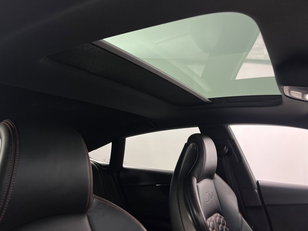 Used 2019 Audi RS 5 Sportback w/ Black Optic Carbon Package image 32