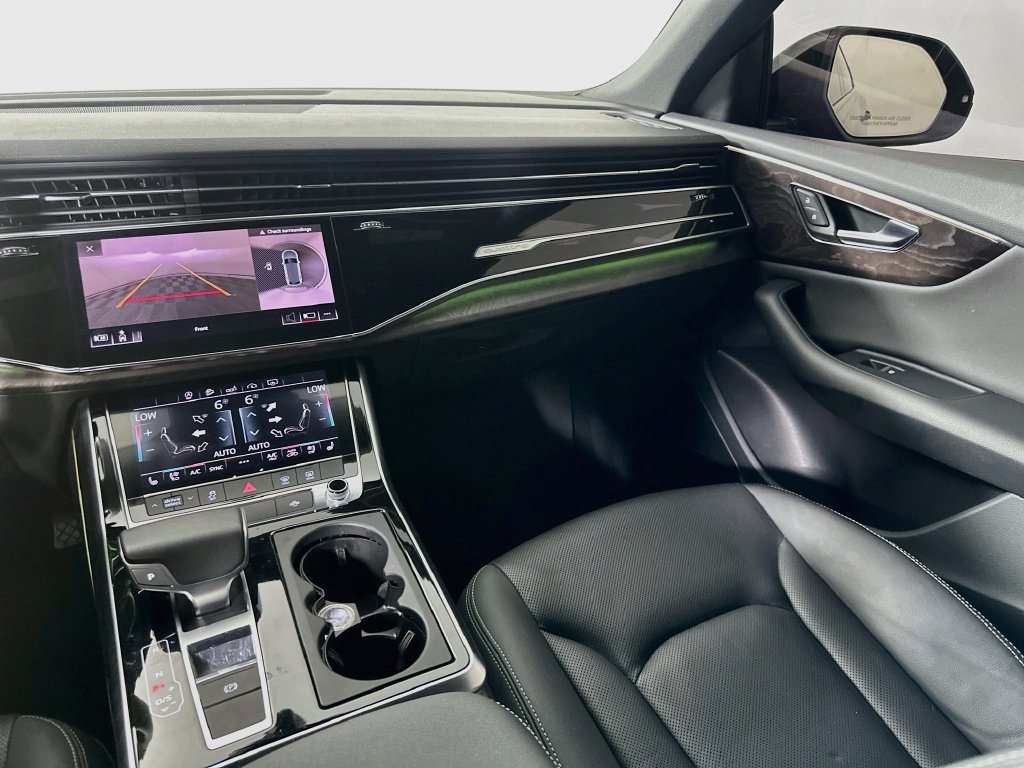 Used 2019 Audi Q8 Premium Plus w/ Premium Plus AWD/4WD image 24