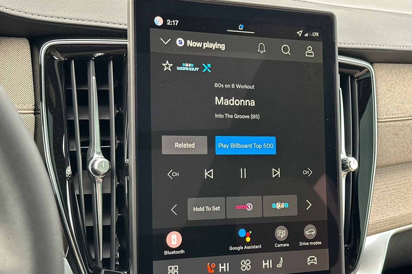 New 2026 Volvo XC90 T8 Plus w/ Protection Package Premier image 18