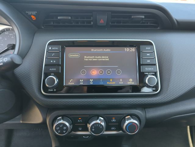 Certified 2021 Nissan Kicks S image 33